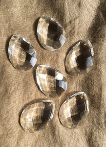 Zestaw 6 pryzm "kryształków" ze szkła
